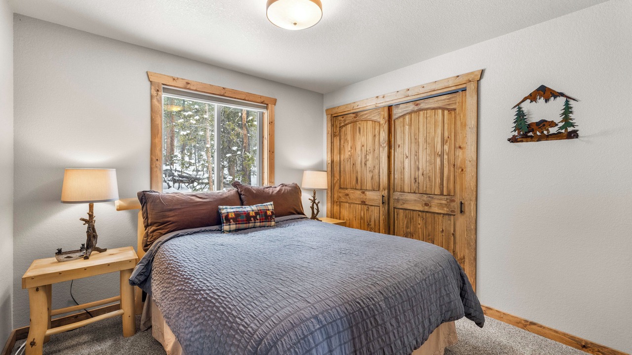 Photo of Bedroom in Valley of the Sun