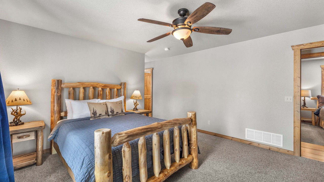 Photo of Bedroom in Valley of the Sun