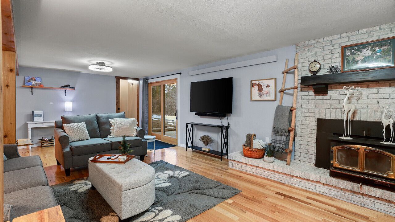 Photo of Livingroom in Monument