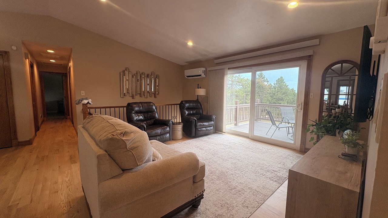 Photo of Livingroom in Monument