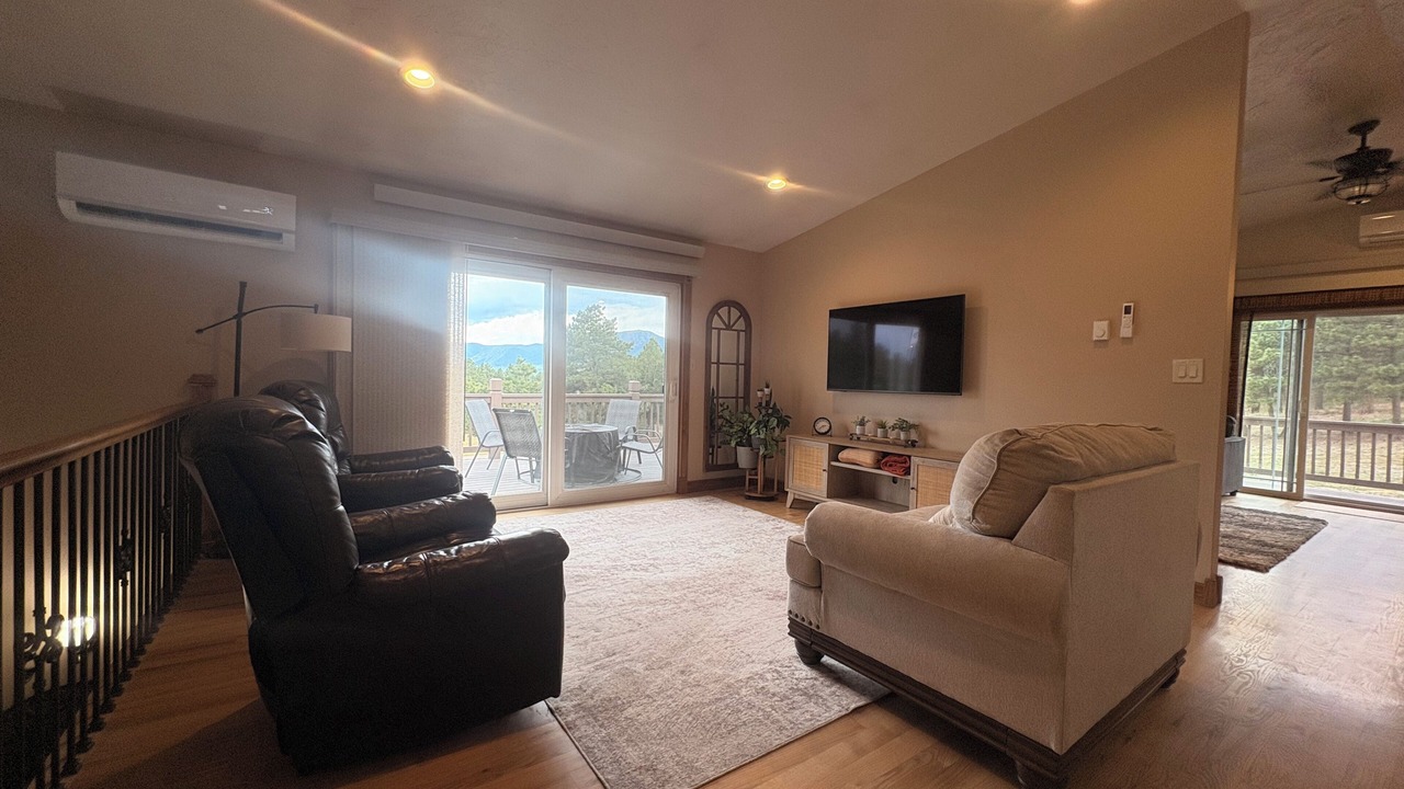 Photo of Livingroom in Monument