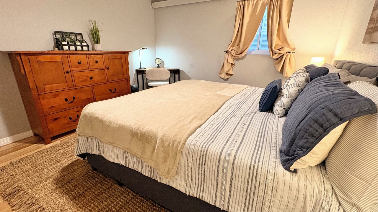 Photo of Bedroom in Monument