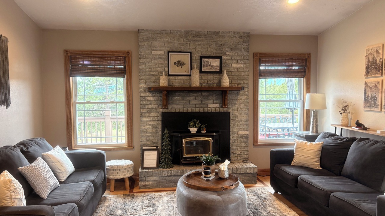 Photo of Livingroom in Monument