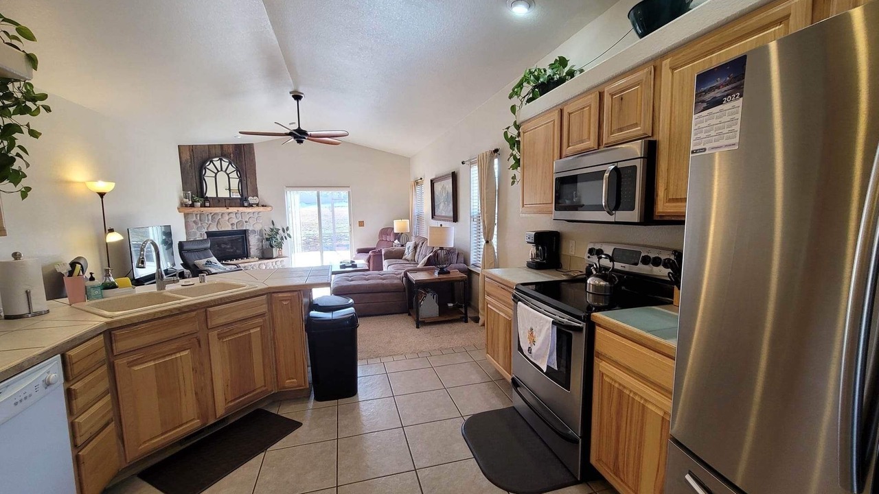 Photo of Kitchen in Lake Hatcher Park
