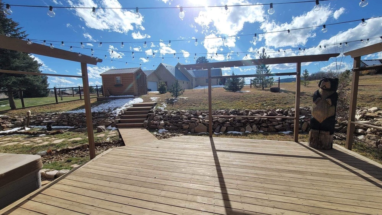 Photo of Patio Balcony in Lake Hatcher Park