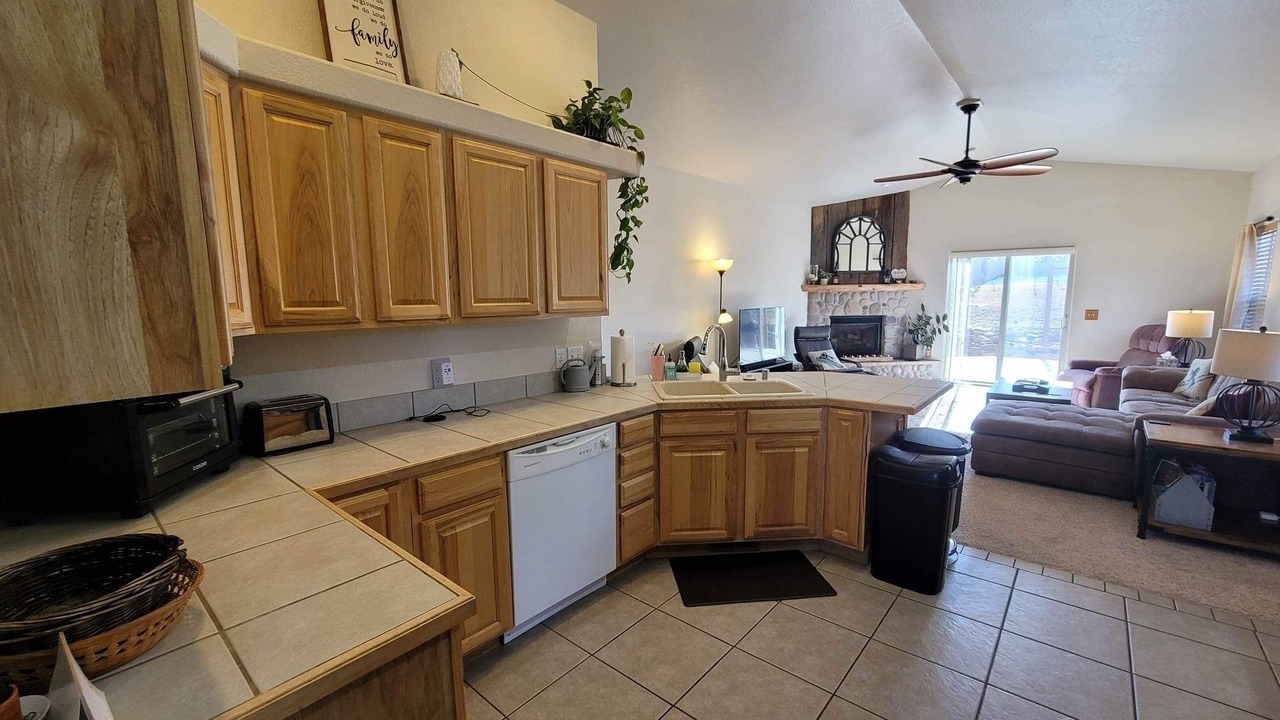 Photo of Kitchen in Lake Hatcher Park