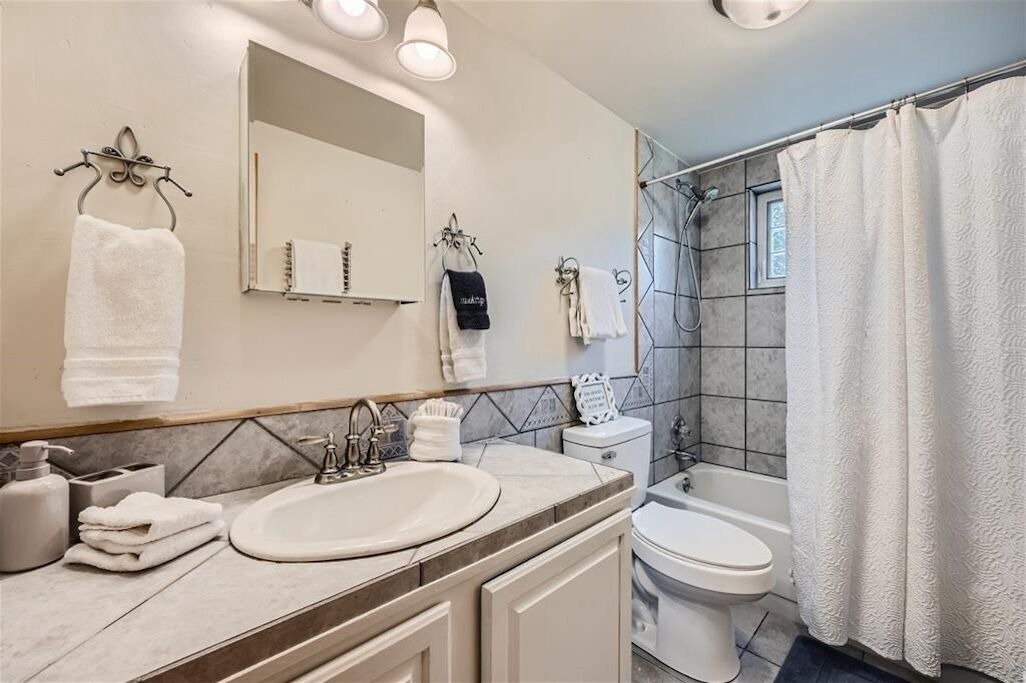 Photo of Bathroom in Sunny Slope