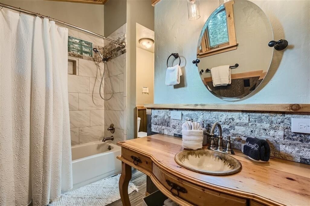 Photo of Bathroom in Sunny Slope