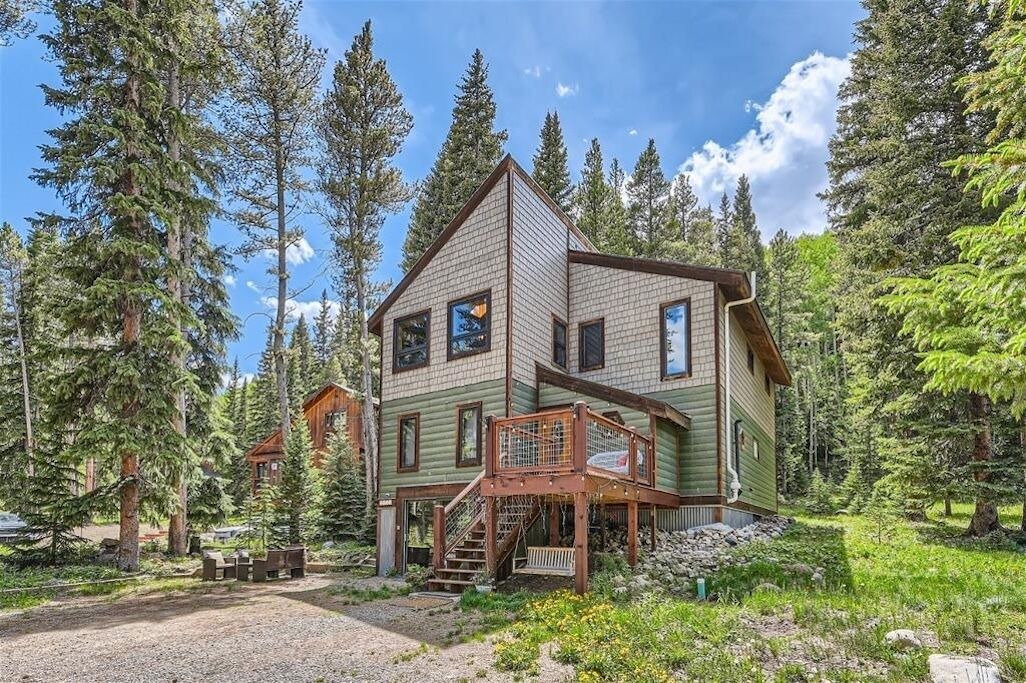 Photo of Outdoor in Sunny Slope