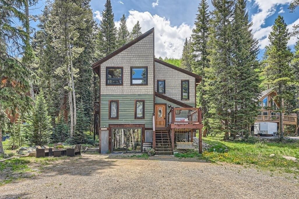 Photo of Outdoor in Sunny Slope