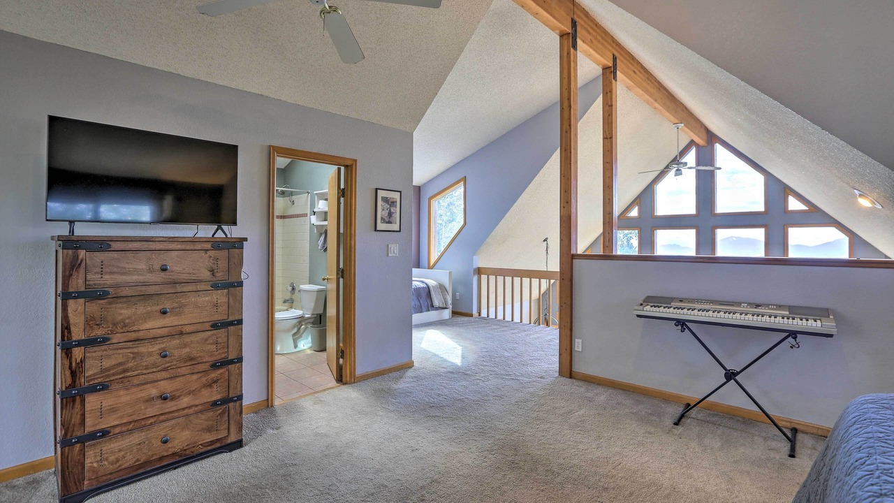 Photo of Bedroom in Conifer Mountain and Meadows
