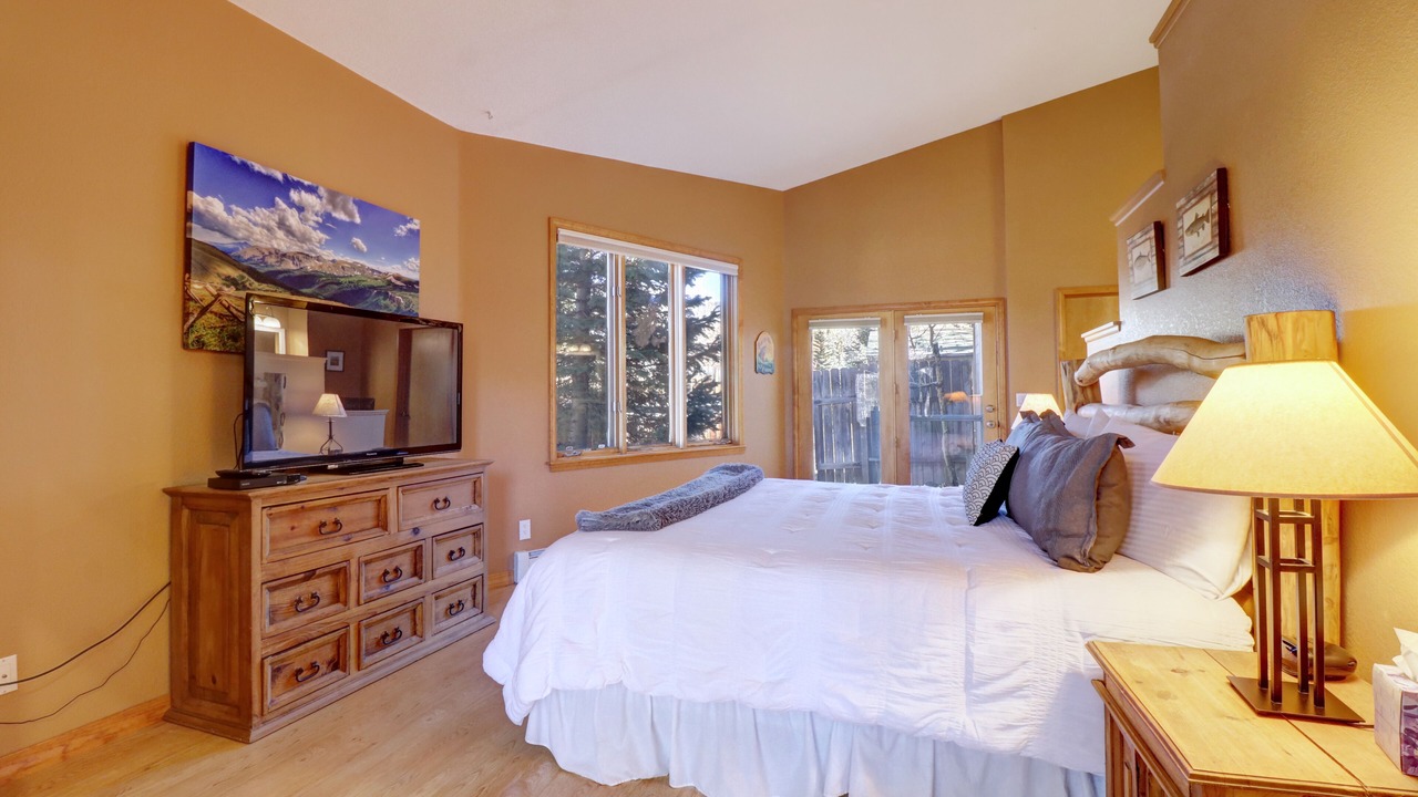 Photo of Bedroom in Willow Grove