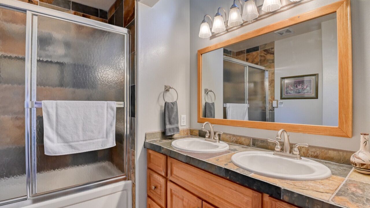Photo of Bathroom in Green Mountain Falls
