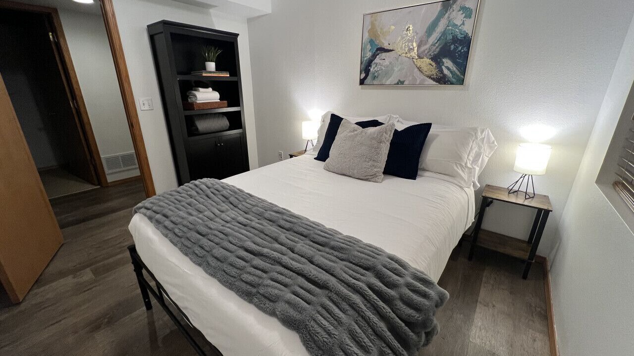 Photo of Bedroom in Gleneagle
