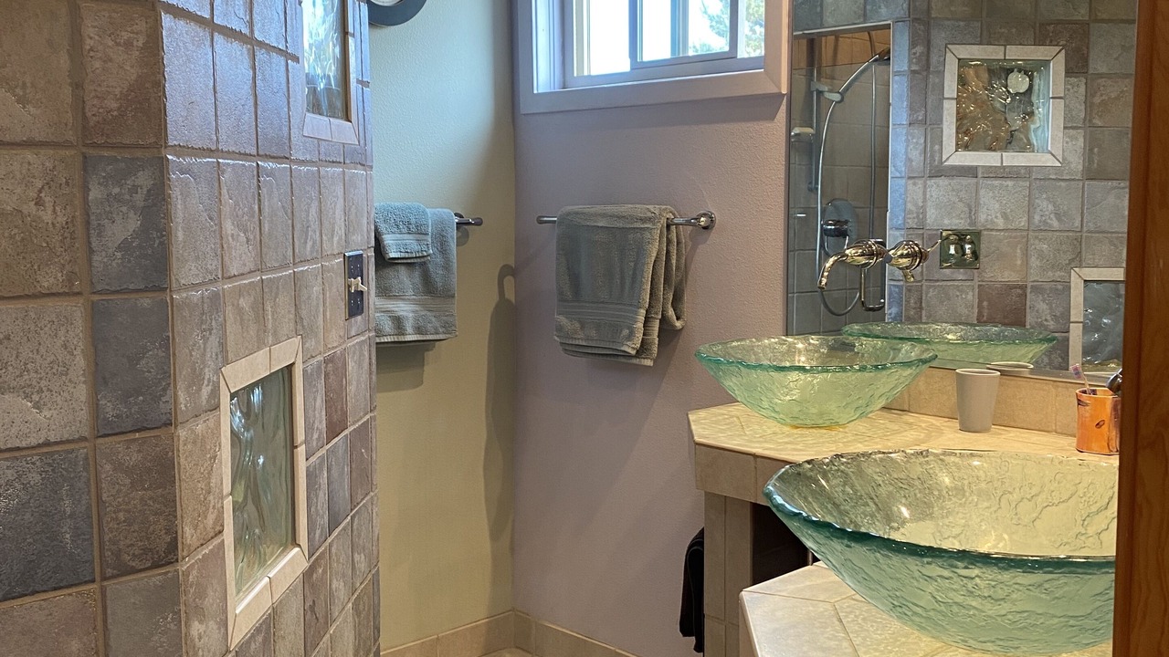 Photo of Bathroom in North Boulder