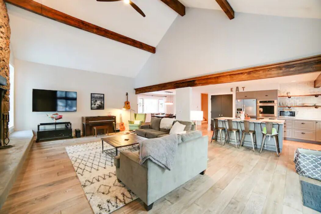 Photo of Livingroom in Keystone