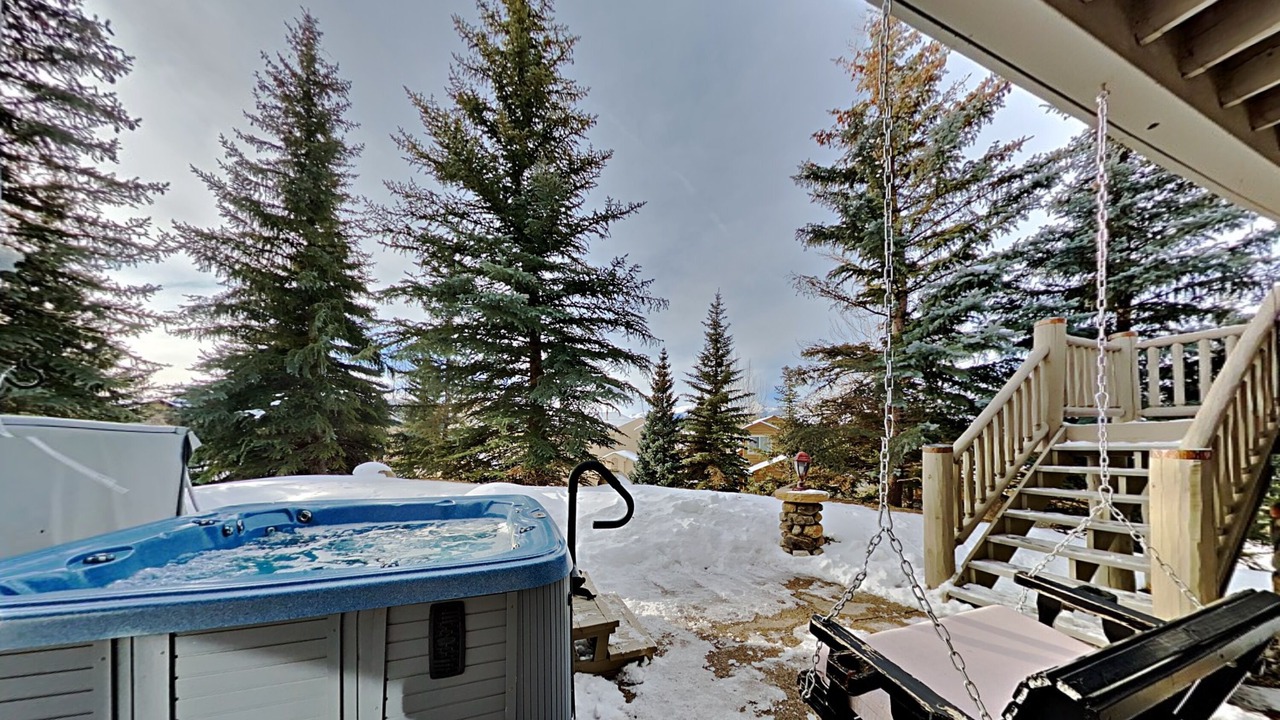 Photo of Outdoor in Corinthian Hills