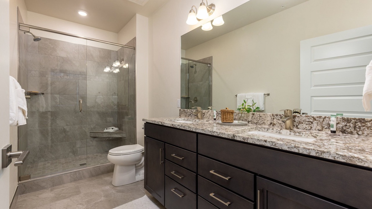 Photo of Bathroom in Lakeside Village
