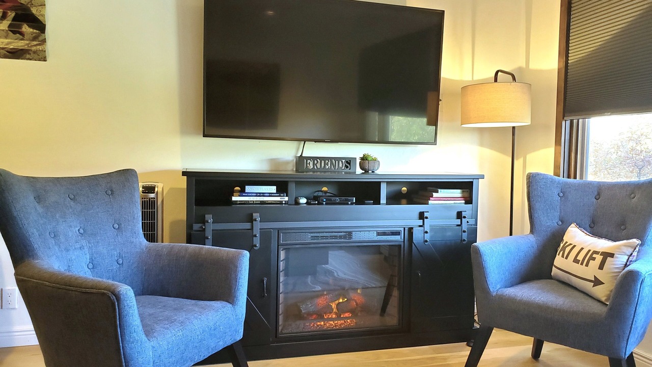 Photo of Livingroom in Purgatory