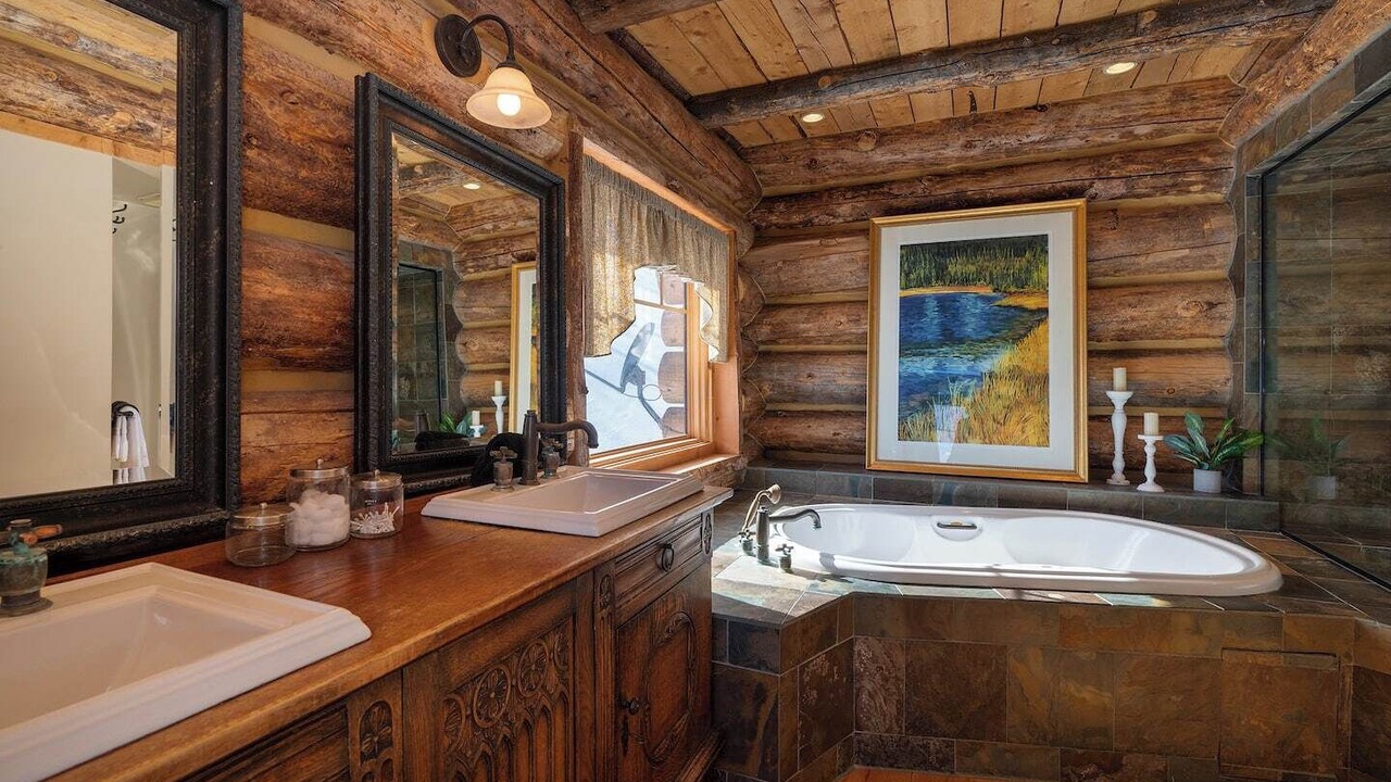 Photo of Bathroom in Grand Lake