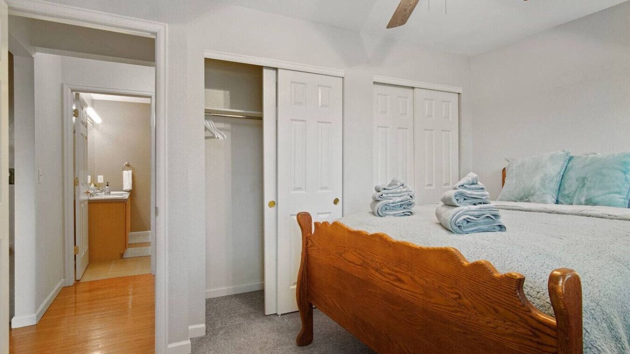 Photo of Bedroom in Golden