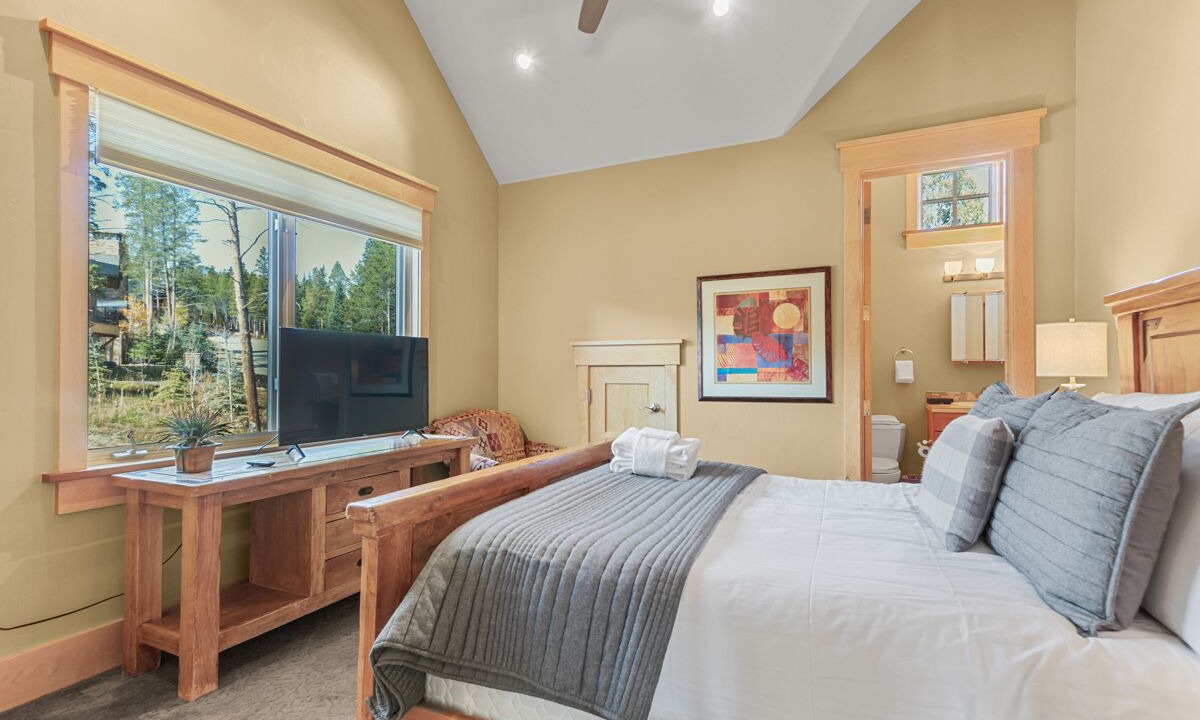 Photo of Bedroom in Copper Mountain
