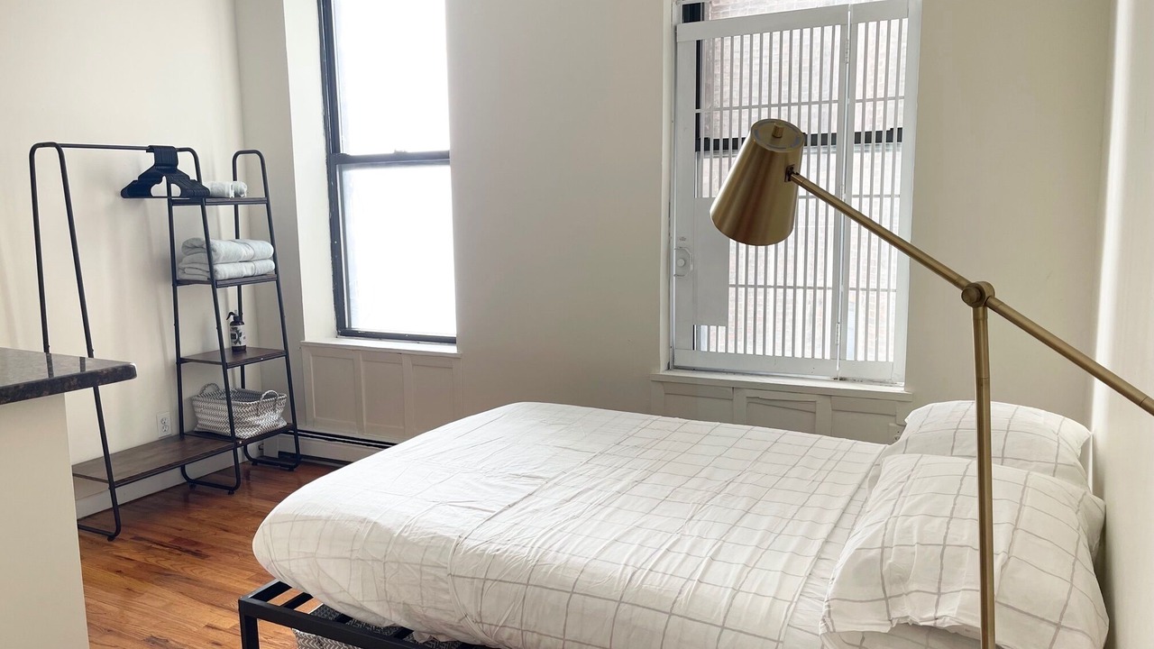 Photo of Bedroom in Bloomingdale