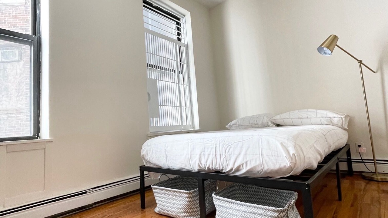 Photo of Bedroom in Bloomingdale