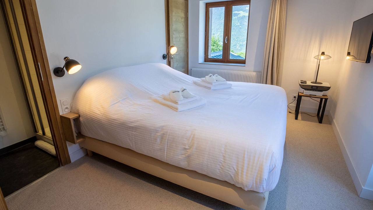 Photo of Bedroom in Les Allues