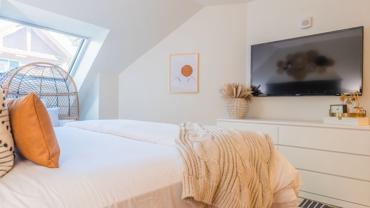 Photo of Bedroom in River Run