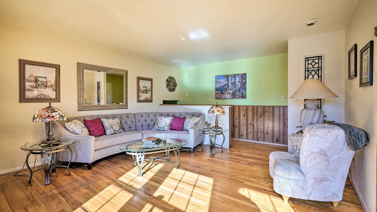 Photo of Livingroom in Security-Widefield