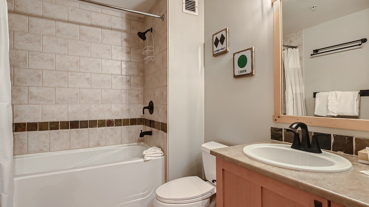 Photo of Bathroom in Copper Mountain Village