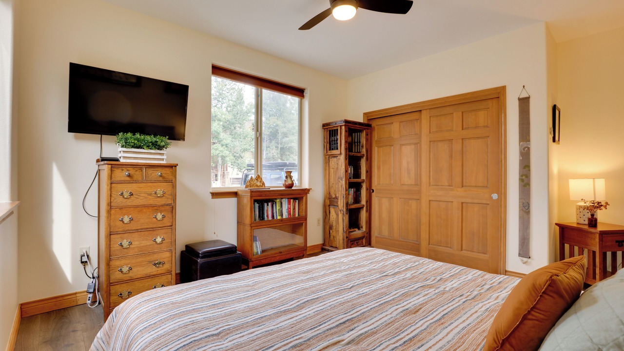 Photo of Bedroom in Willow Grove