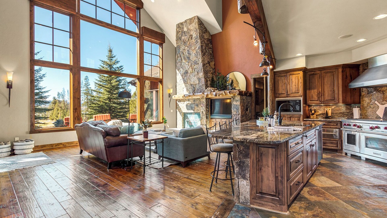 Photo of Livingroom in Elk Crossing