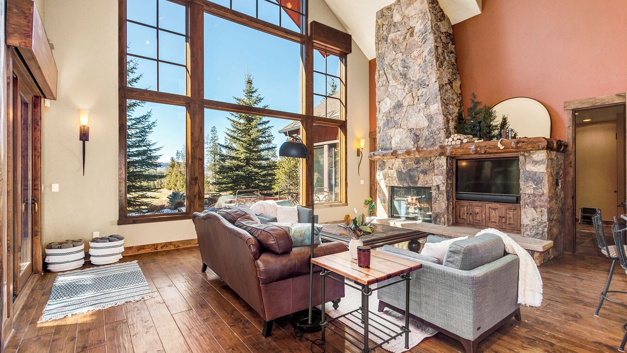 Photo of Livingroom in Elk Crossing