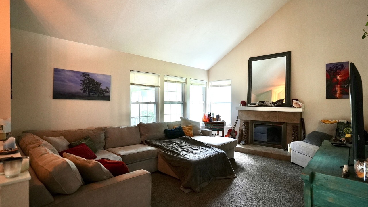 Photo of Livingroom in West Westminster