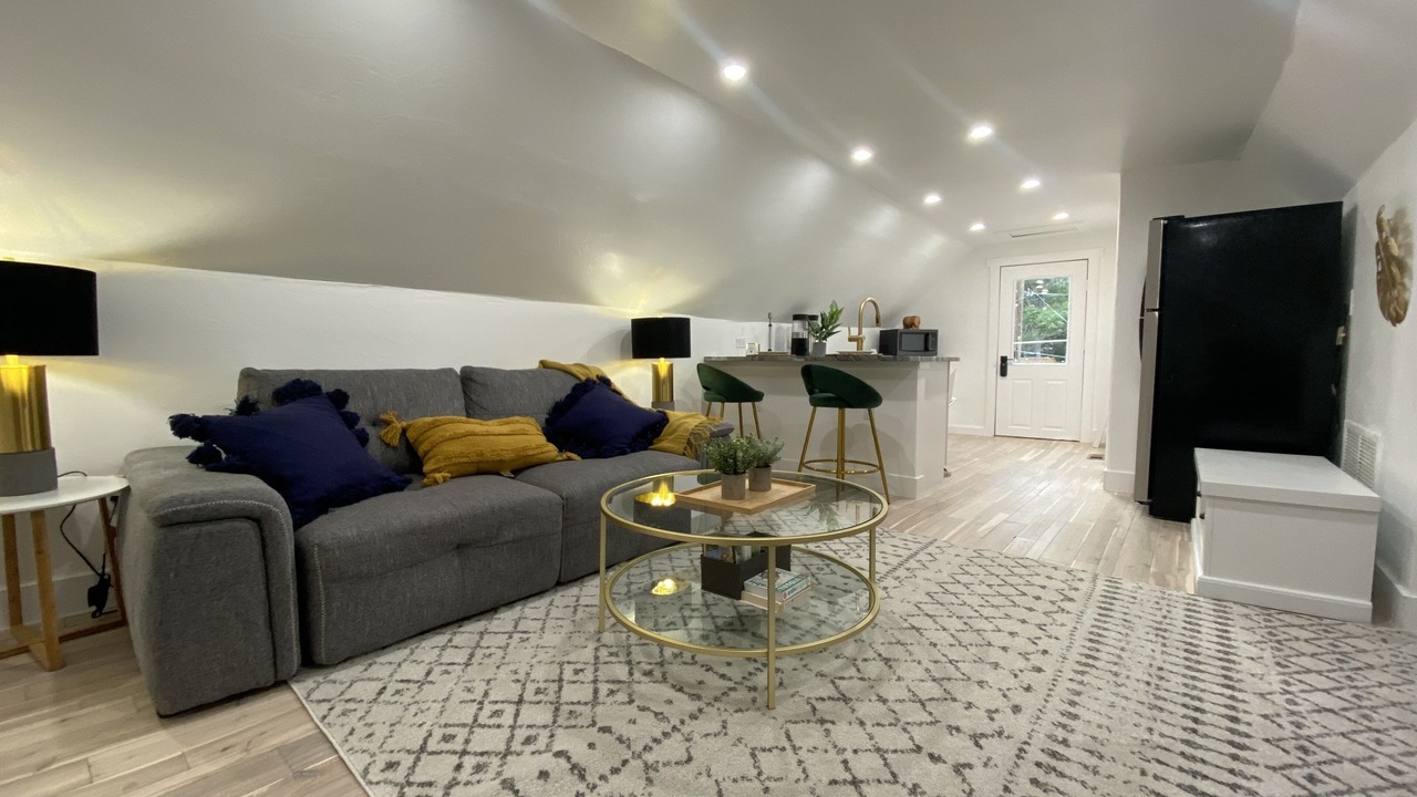 Photo of Livingroom in Curtis Park