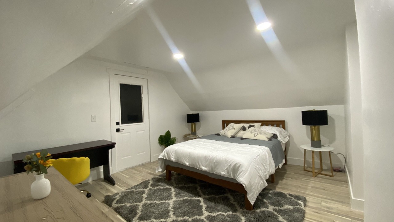 Photo of Bedroom in Curtis Park