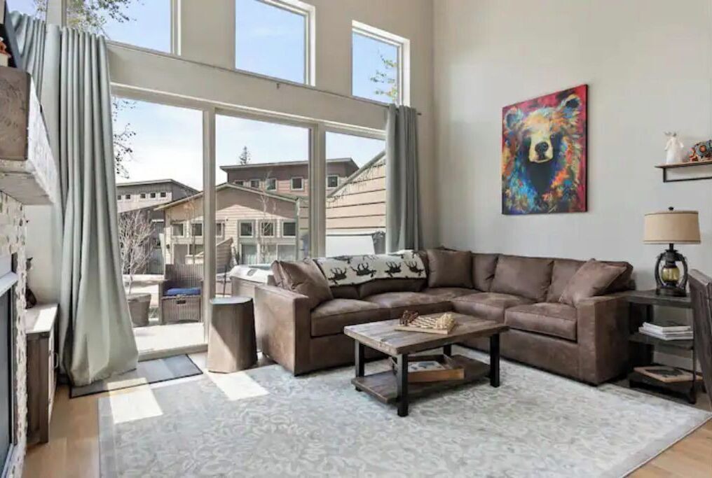 Photo of Livingroom in Rendezvous
