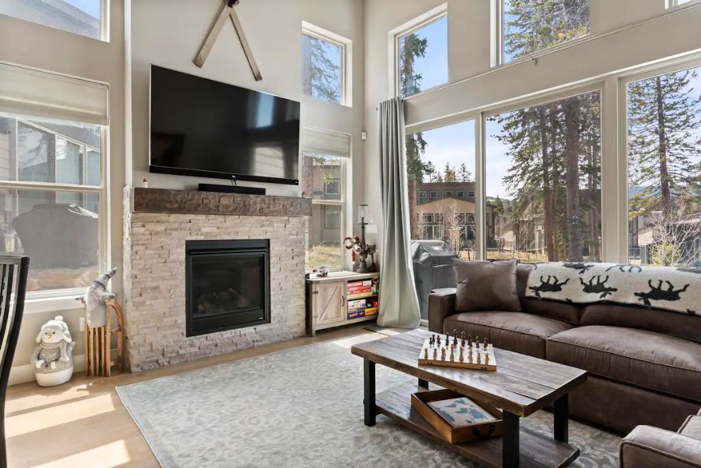 Photo of Livingroom in Rendezvous