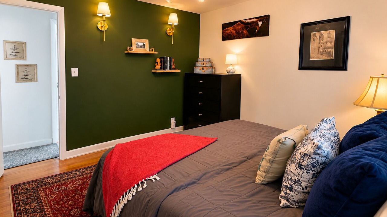 Photo of Bedroom in Virginia Village