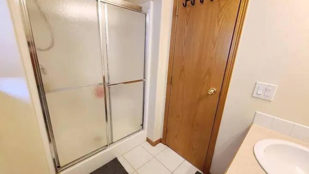 Photo of Bathroom in Fraser