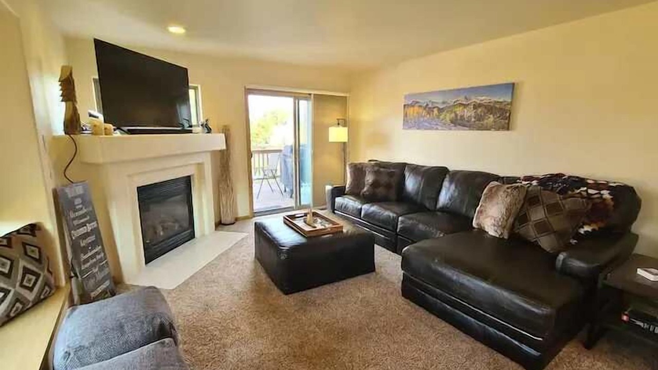Photo of Livingroom in Fraser