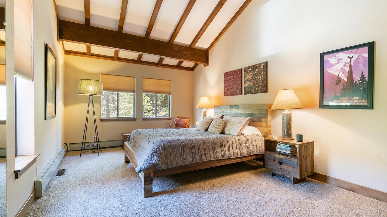 Photo of Bedroom in Alpine Meadows