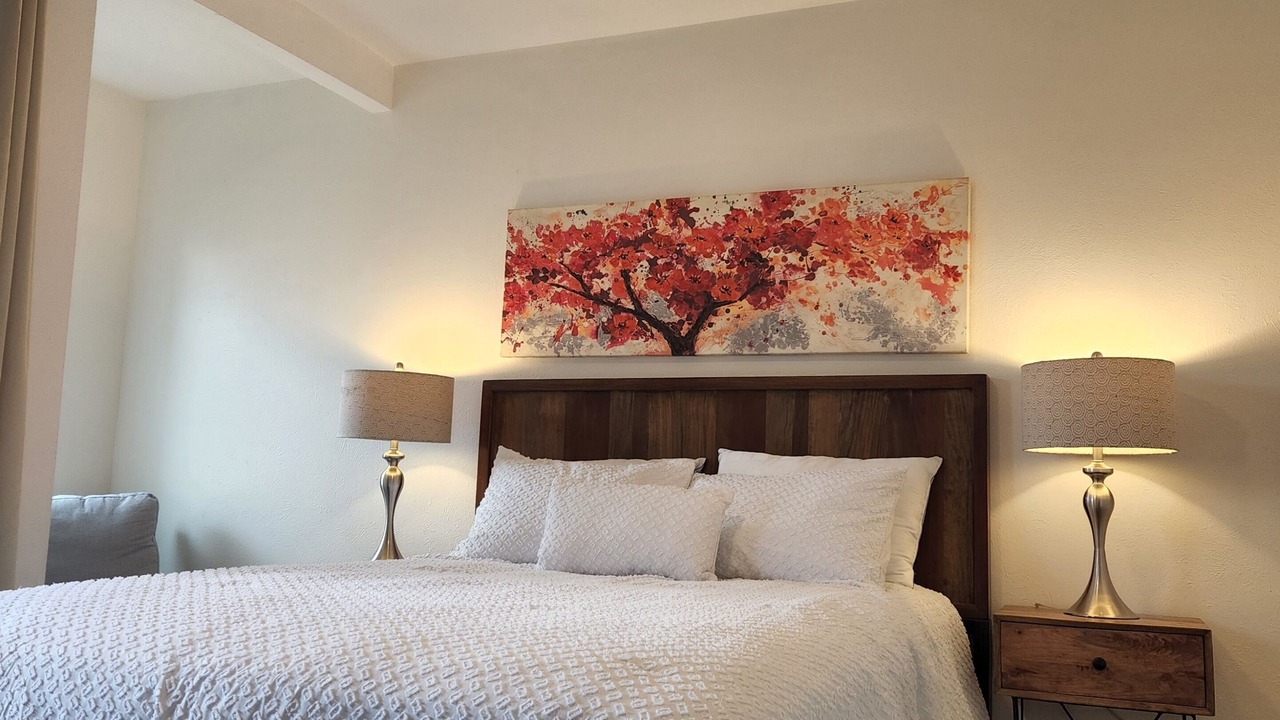 Photo of Bedroom in Glenwood Grove - North Iris