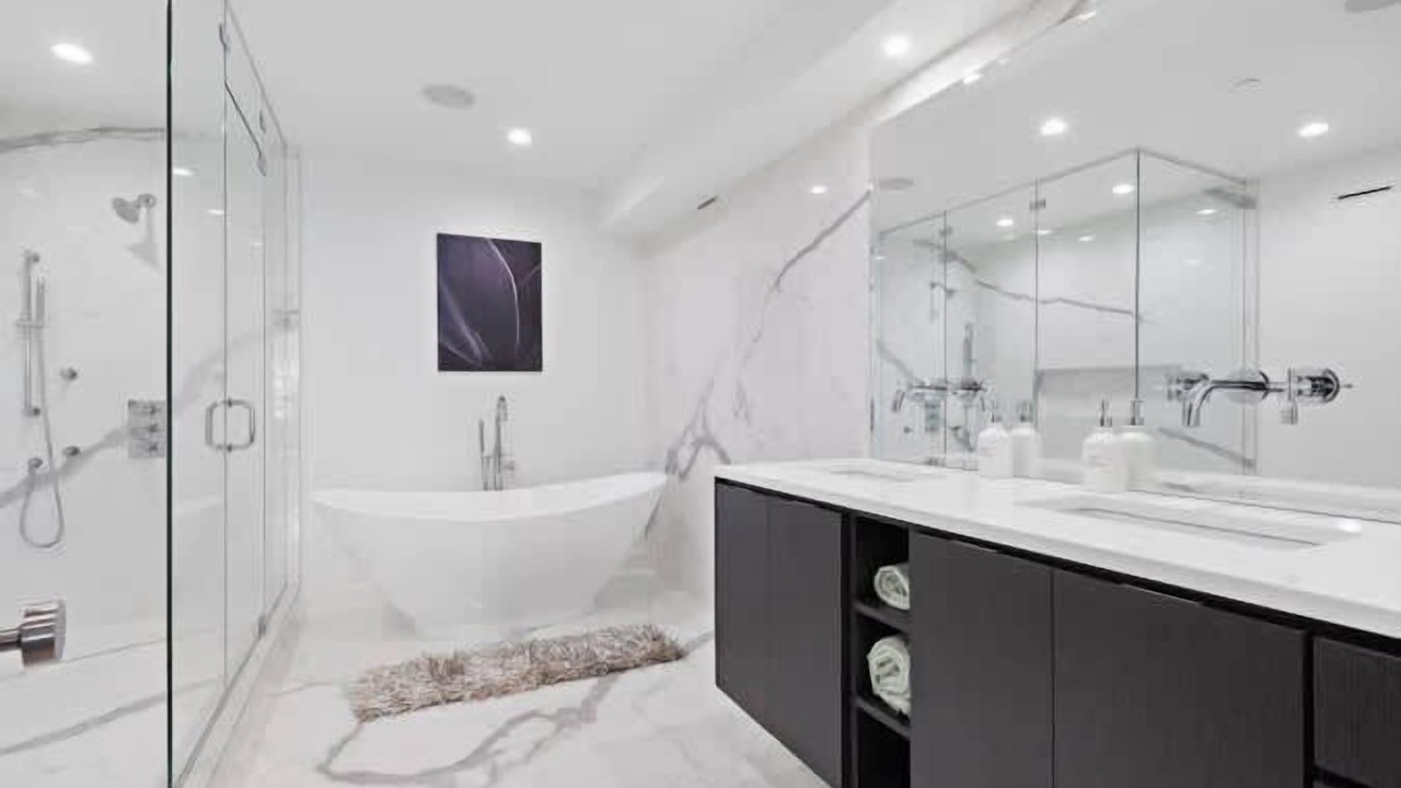 Photo of Bathroom in North Bergen