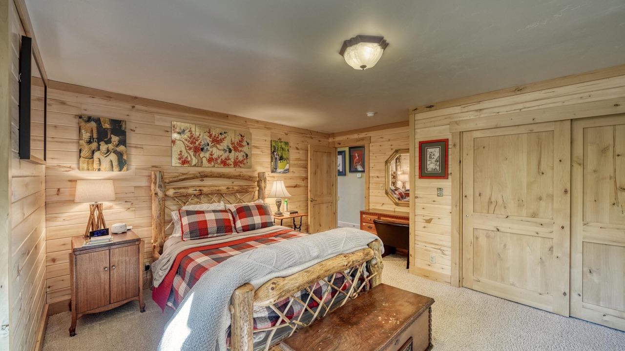 Photo of Bedroom in Leadville