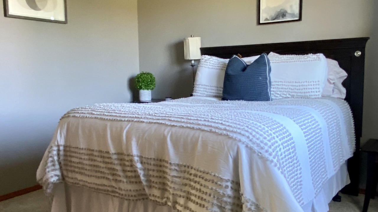 Photo of Bedroom in Gleneagle