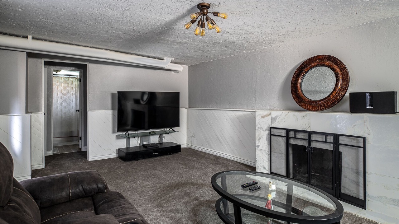 Photo of Livingroom in North Park Hill