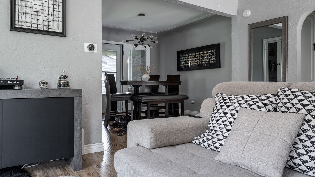 Photo of Livingroom in North Park Hill
